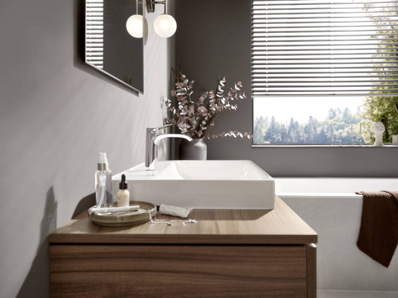 hansgrohe Vivenis - Single lever basin mixer 110 with pop-up waste set - Image 2
